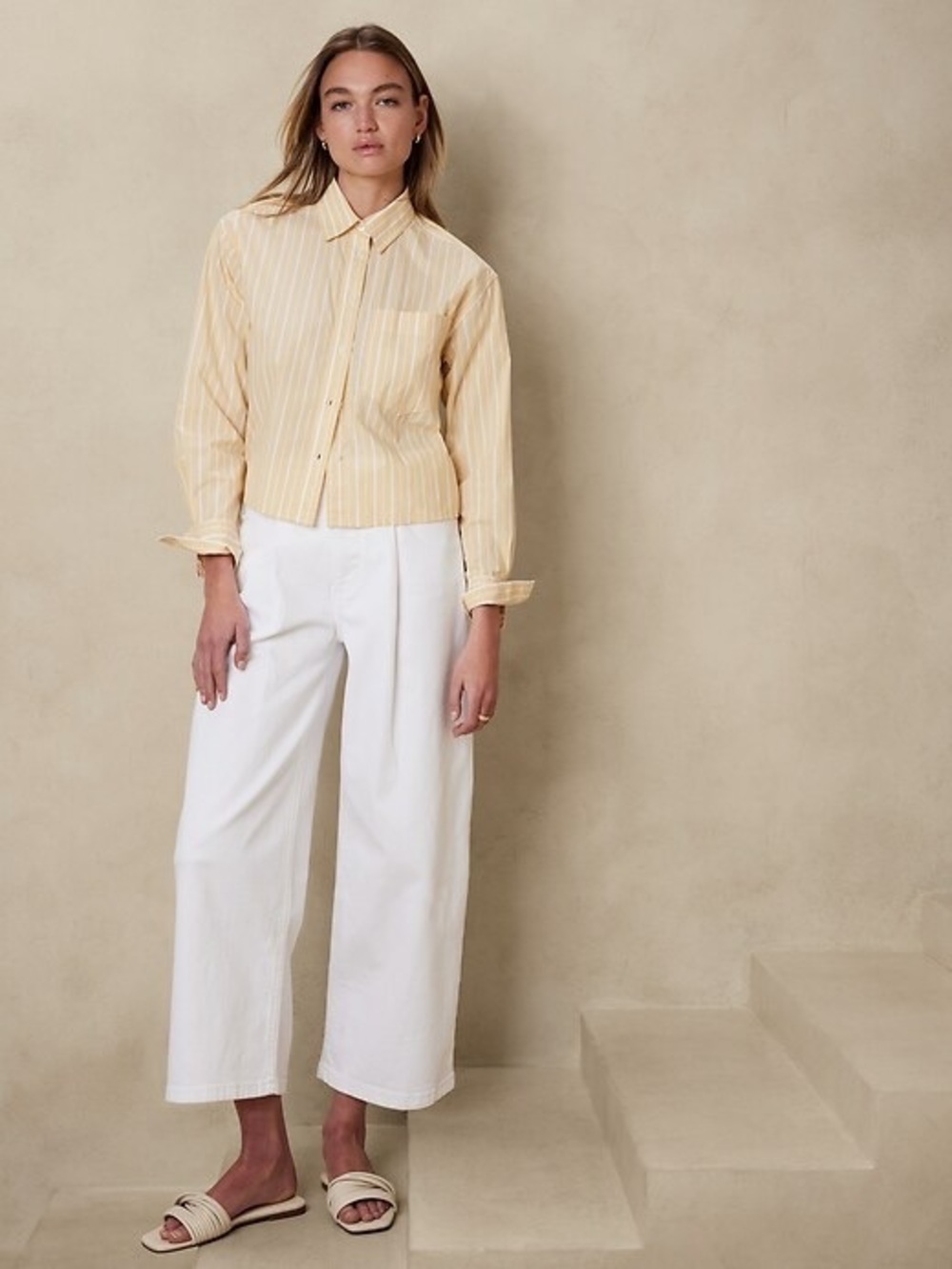Banana Republic Cropped Poplin Shirt - Picture 2 of 8